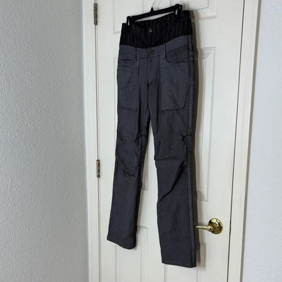 Men's Slim Straight Gray Streetwear Pants - Picture 3 of 15